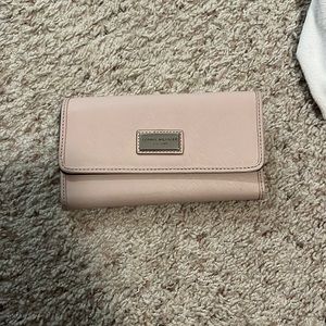 Tommy Hilfiger wallet
